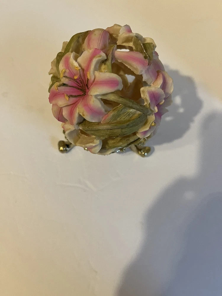 Floral lily orb on stand with pink and cream petals