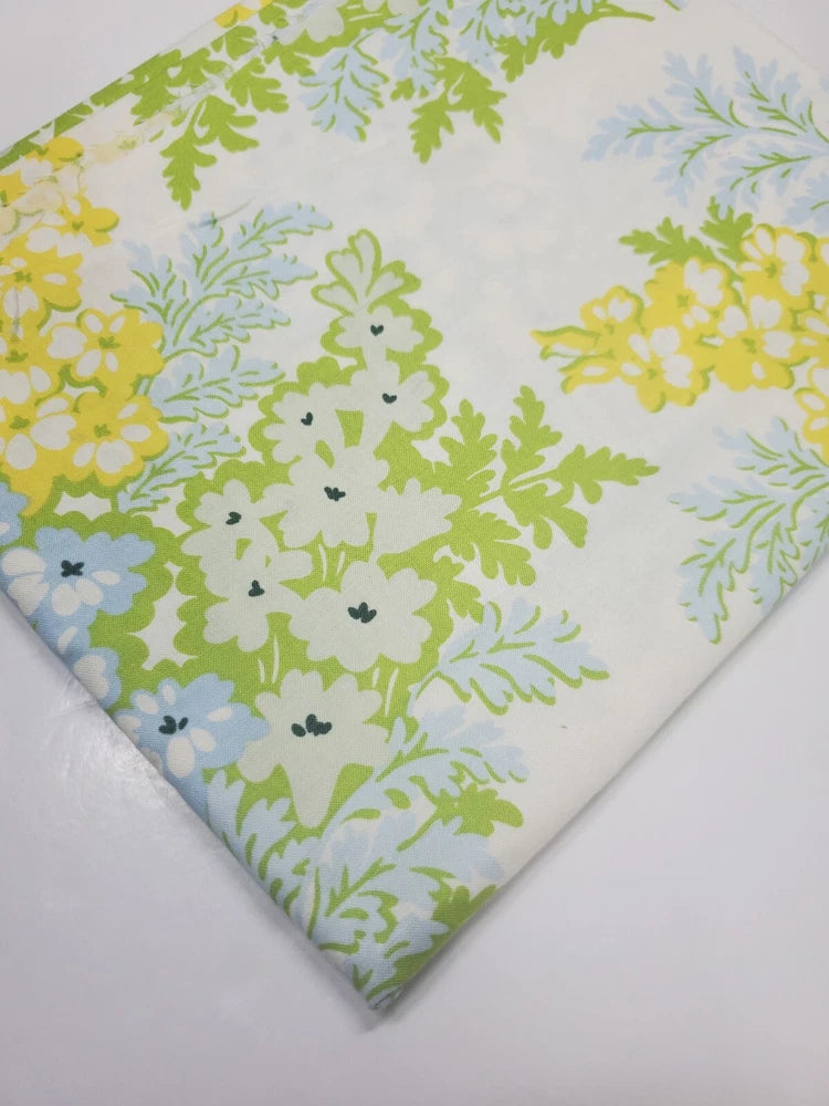 Heather Bailey Fabric Nicey Jane Picnic Bouquet Blue Yellow Quilt FAT QUARTER Flowering Plants