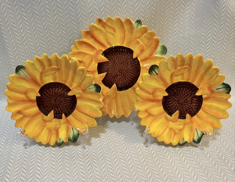 3D hand-painted sunflower plates, yellow petals with brown centers