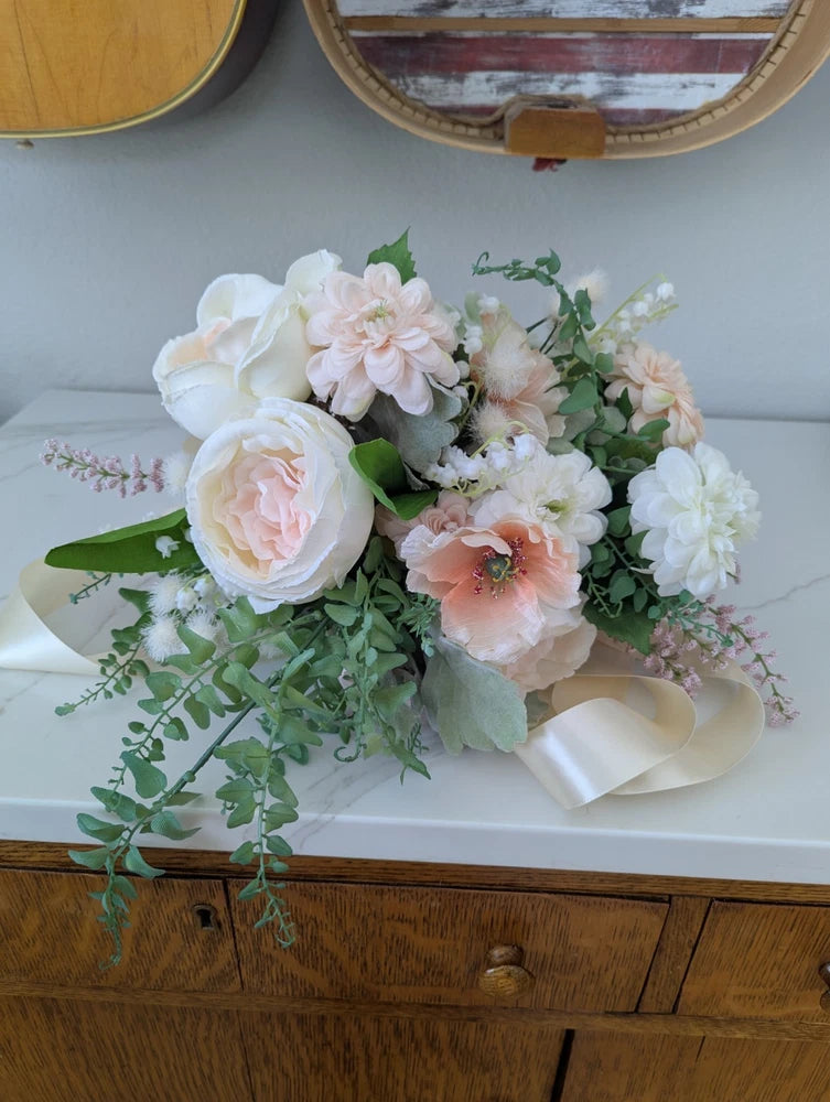 Artificial Flower Peach/White Bride Bouquet Handmade By Wedding Florist BrandNew Bouquet
