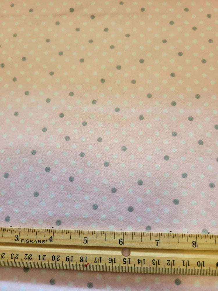2 Yards Pink Flowered Flannel Fabric Flowering Plants