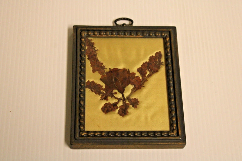 VTG Pressed Flowers Roses Miniature  Fauna Bouquet Wall Art Framed 5 x 6 In Dried Flower