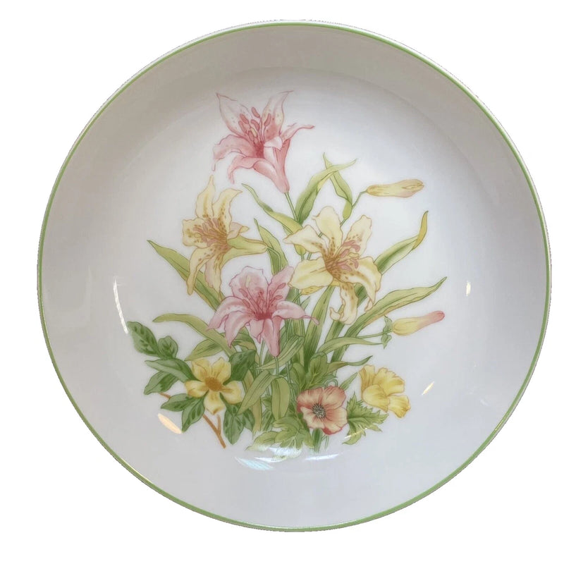 7.5 in porcelain soup bowl with colorful lily bouquet and green rim