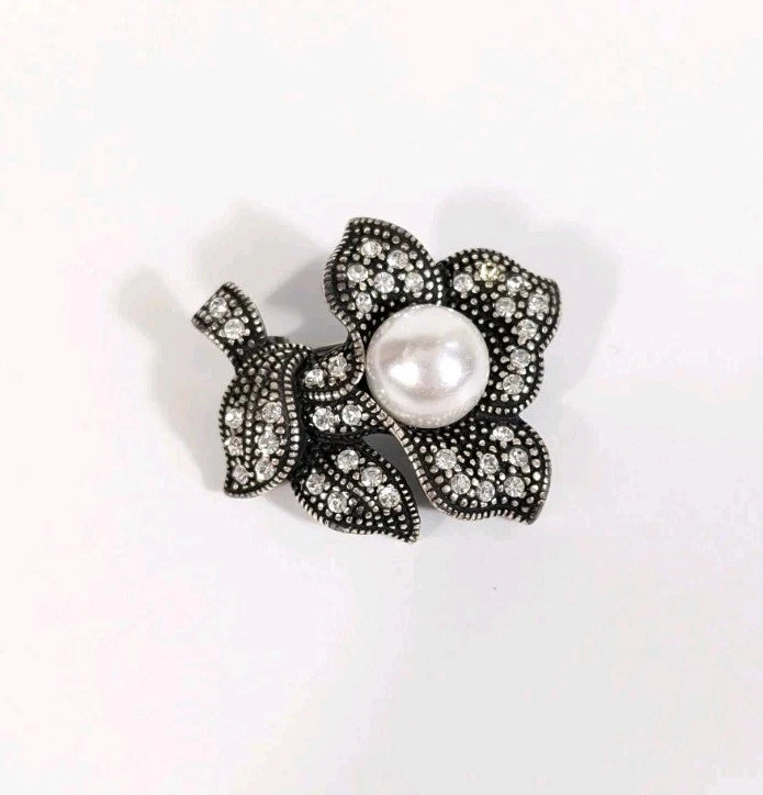 Flower Faux Pearl Rhinestone Lily Brooch Lily