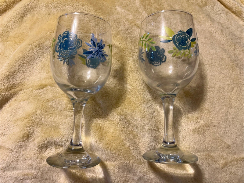 Set Of 2 LIBBEY VTG Glass Stemware Wine Blue Floral Carnation Leaves Nice! Carnation