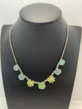 Avon WomenÕs Aesthetic Dainty Sunflower Floral Necklace 18Ó (new) Sunflower