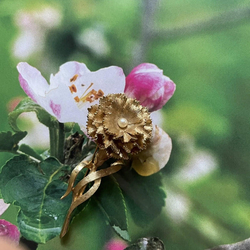 Vintage Gold Tone Boucher #8366P Carnation Flower Collectible Pin Brooch W/Pearl Carnation