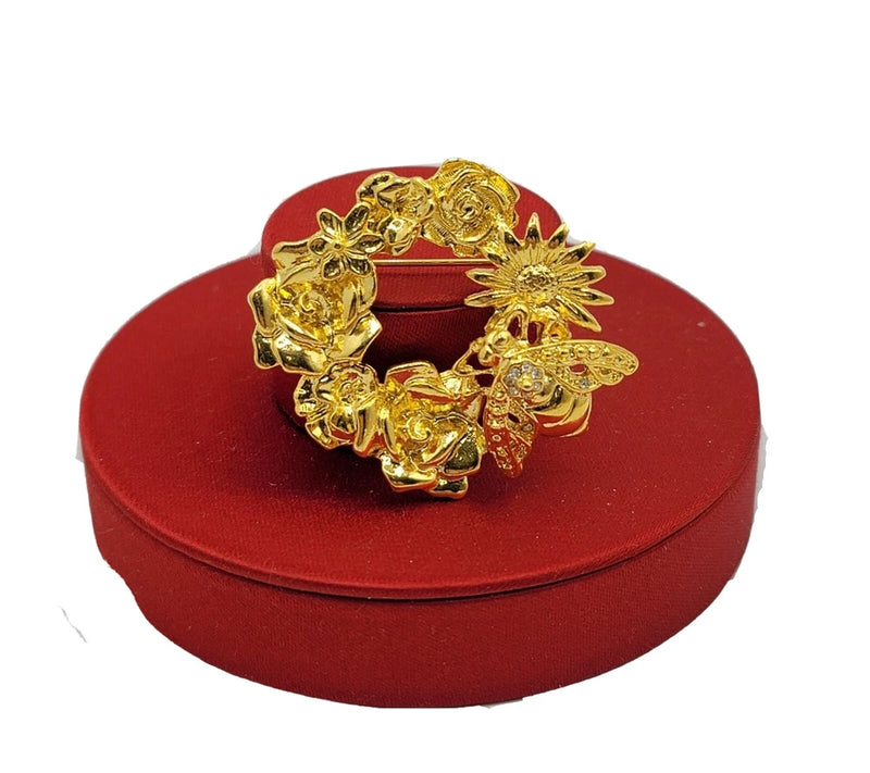 Vtg Brooch BEE On Flowers Pin Circle Rose Sunflower Floral Bug Insect Jewelry Sunflower
