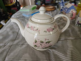 Martha Stewart Large Hydrangea  Stoneware Teapot  Holds 32 Oz B48 Hydrangea