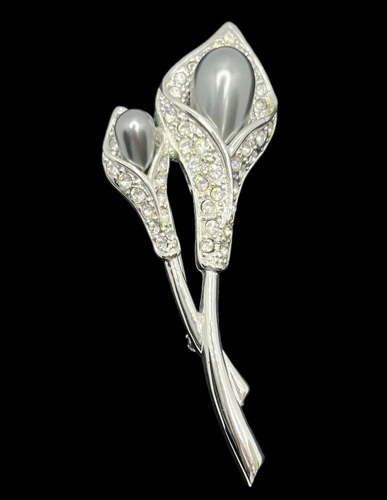Silver-tone calla lily rhinestone flower brooch pin
