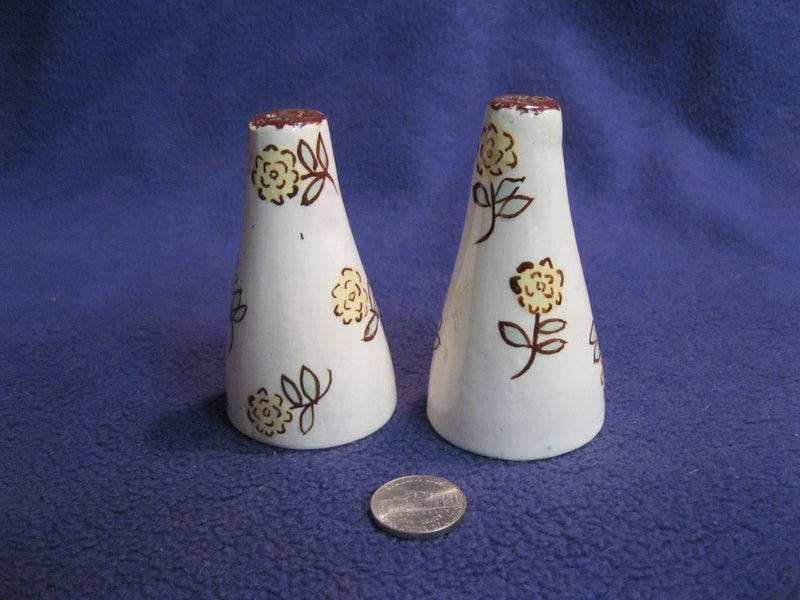 White Column Yellow Ranunculus Flower Salt and Pepper Shaker Ceramic      73 Ranunculus