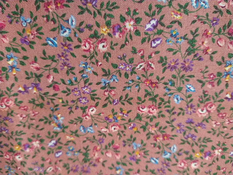 BTFQ Cranston Mauve Pink Roses Floral Cotton Fabric 18x22" Flowering Plants