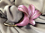 Lily Pin in Soft Violet Color on Gold Tone Metal (638) Lily