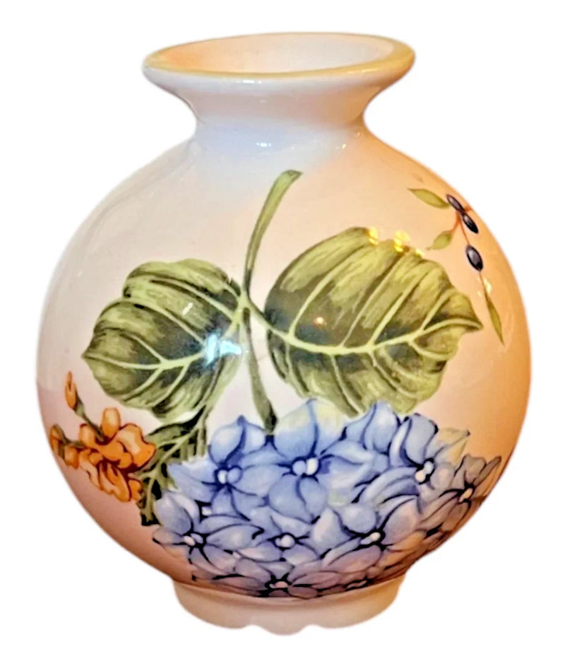 Vintage Garden Princess House Hydrangeas Mini Vase (LSX) Exlusive  Floral Berry Hydrangea