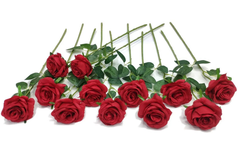 Set of 12 artificial red silk roses with long stems and green leaves