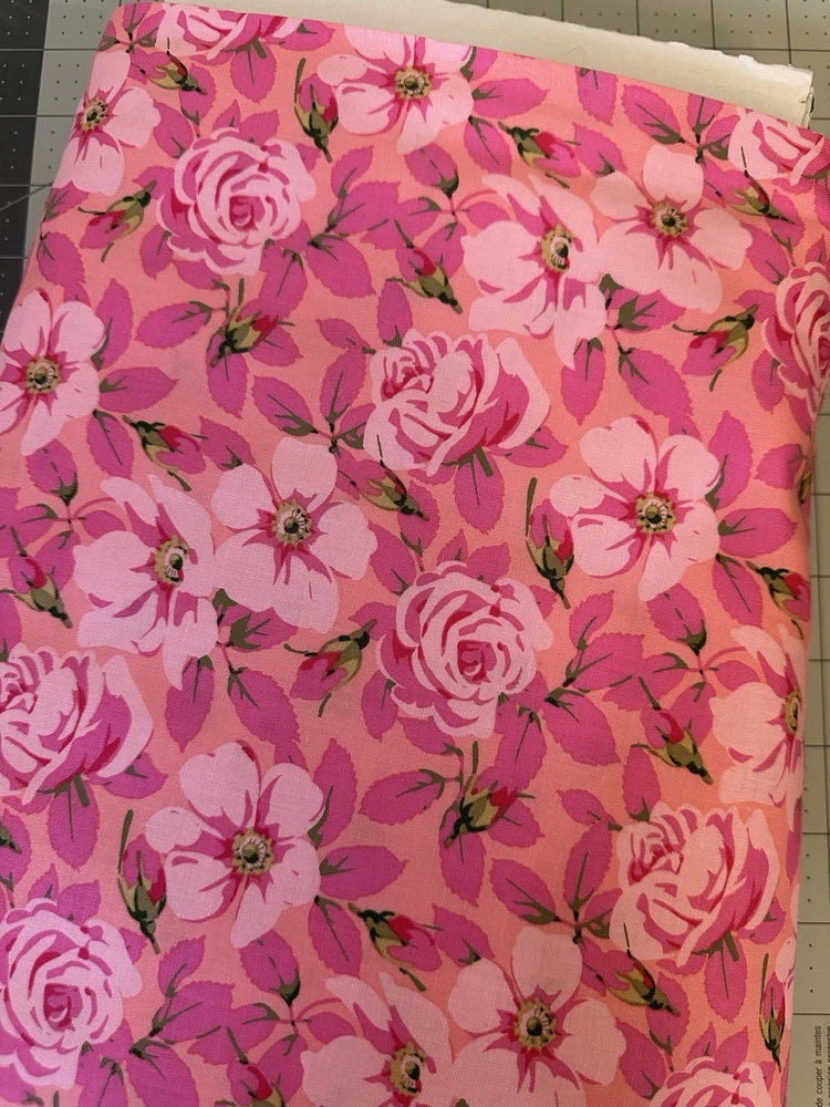 MARTHA NEGLEY NATION OF FLOWERS PINK ROSES NEW YORK FLORAL COTTON FABRIC HY Flowering Plants