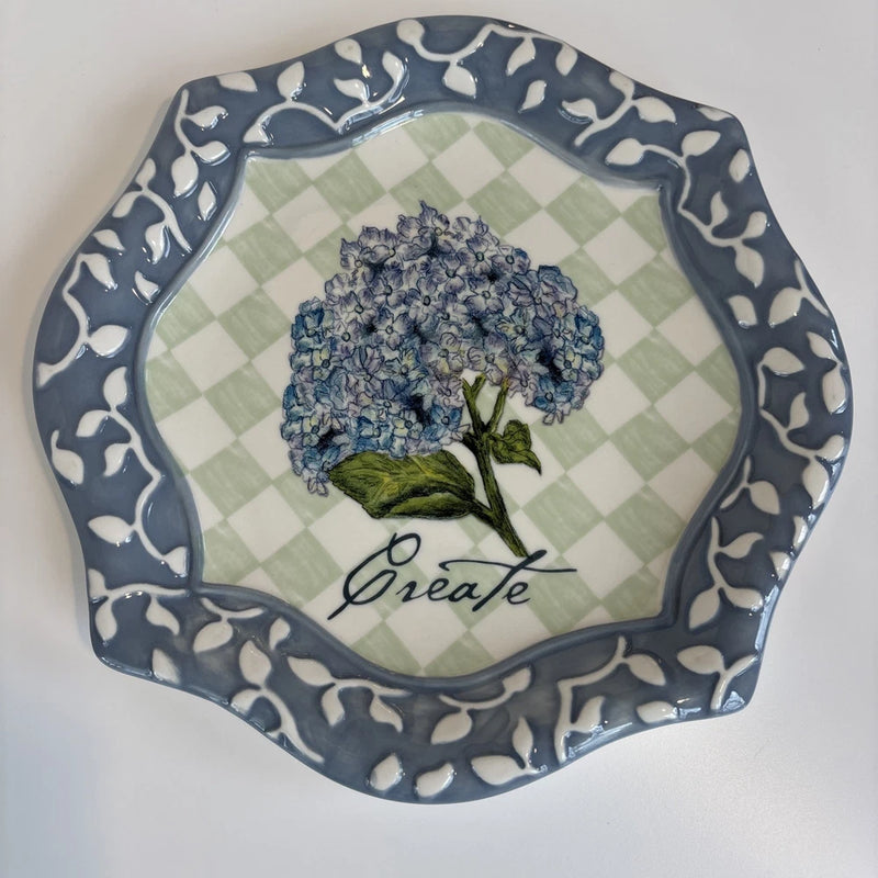 Mary Hughes Lifestyle Home Decorative Hydrangea Octagon Plate Hydrangea