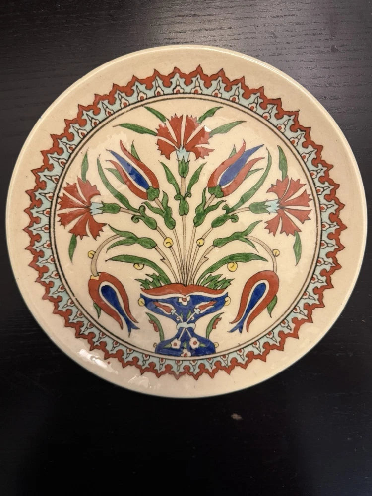 Iznik Design Ceramic Plate - Tulip and Carnation 8.75Ó Carnation