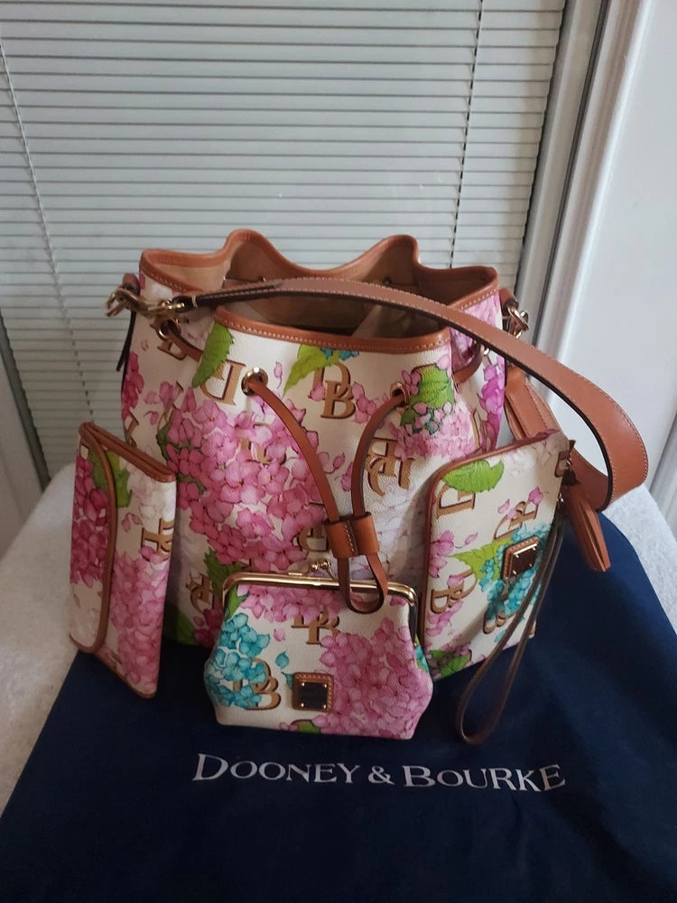 DOONEY & BOURKE HYDRANGEA MONOGRAM CREAM FLORAL 4) PIECE SET Hydrangea