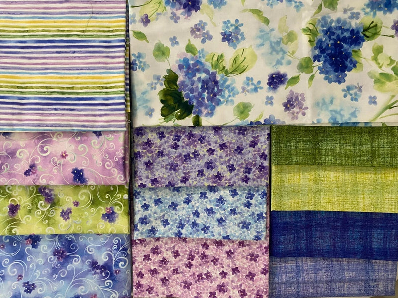 HYDRANGEA BLOSSOMS Quilting Treasures Quilt Fabric. Multiple Pieces BTHY, BTY Hydrangea