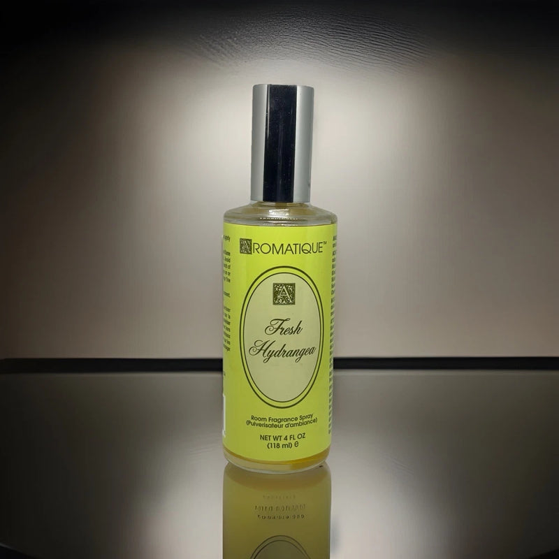 Aromatique Fresh Hydrangea Decorator Room Fragrance 4 Oz Pump In Glass Hydrangea