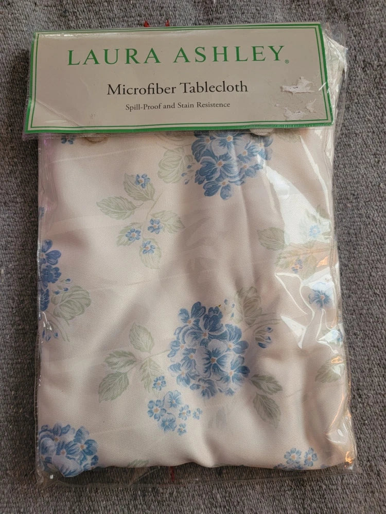 New In Package Laura Ashley Tablecloth 60x84in Hydrangeas Spring Hydrangea
