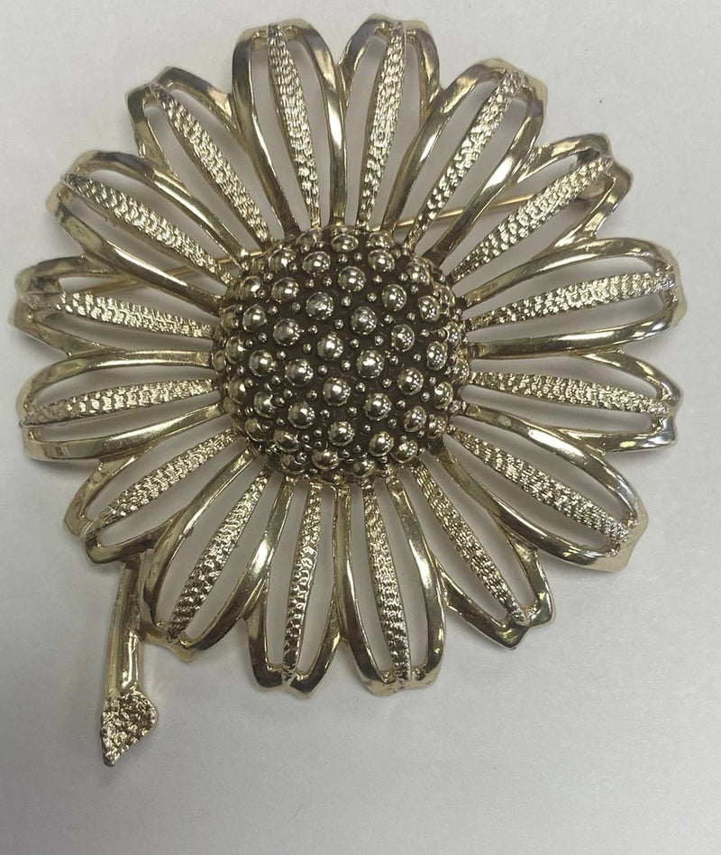 Vintage Signed  Sarah Coventry Sunflower Gerber Daisy Pin / Brooch Gold Tone Sunflower