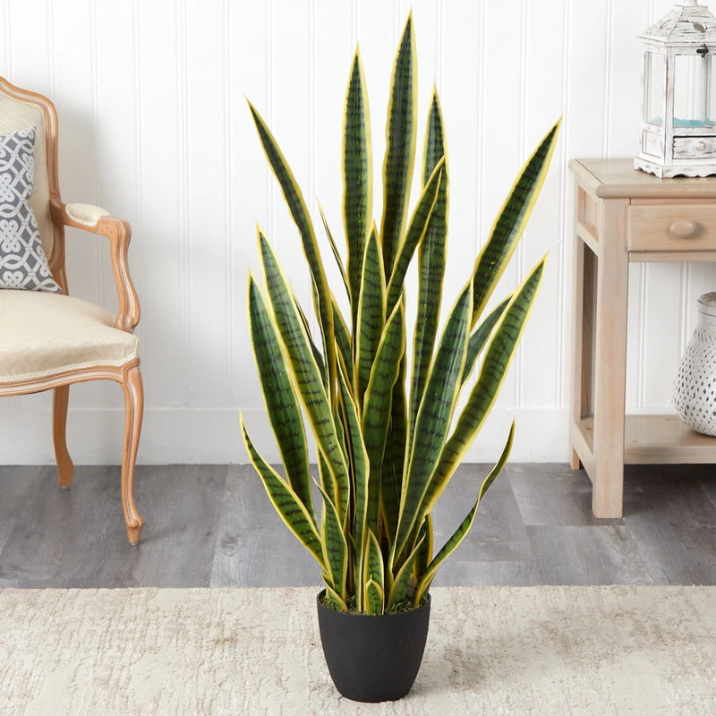 4Õ Sansevieria Snake Artificial Plant UV (Indoor/Outdoor) Decor. Retail $204 Green Plant
