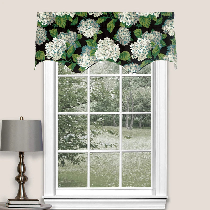 Hydrangea Scalloped Filler Valance Hydrangea