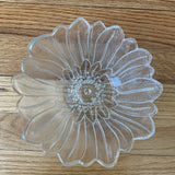 Vintage Indiana Glass Clear Lily Sun Flower Bowl 7" Across The Top Lily