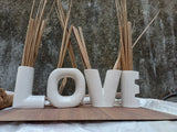 Pottery White Ceramic  Flower Vases Set of 4 pcs LOVE Shaped Pampas Grass Home D Pampas Grass