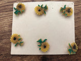 Vintage PLASTIC BUTTONS 6pcs Sunflower Sun Flower Daisies Sunflower