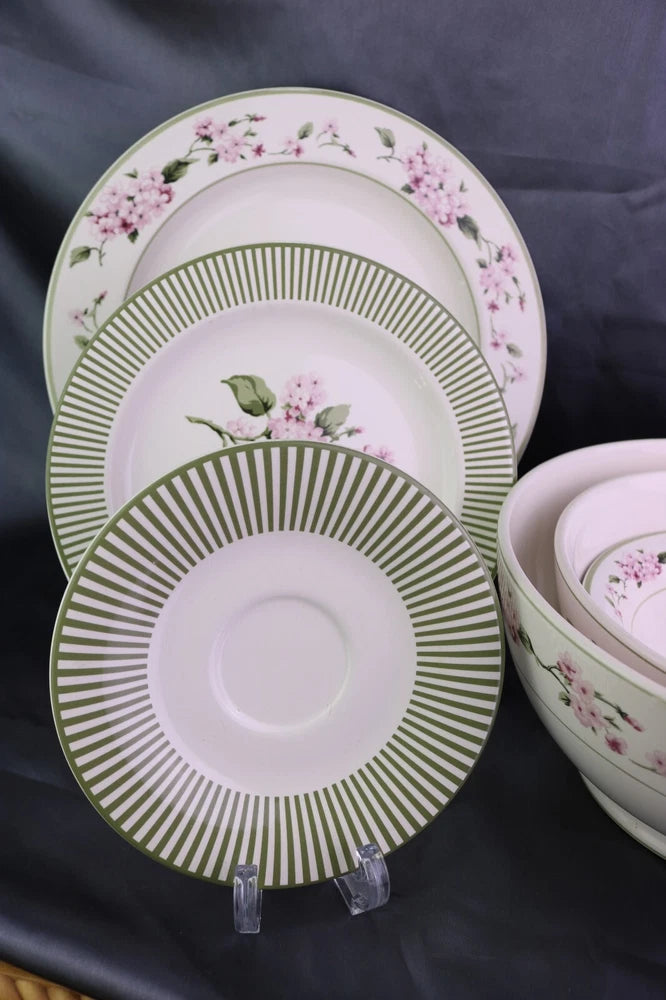 Hydrangia Martha Stewart Dinnerware Plates Bowls Pink Flowers BUYER'S CHOICE Hydrangea