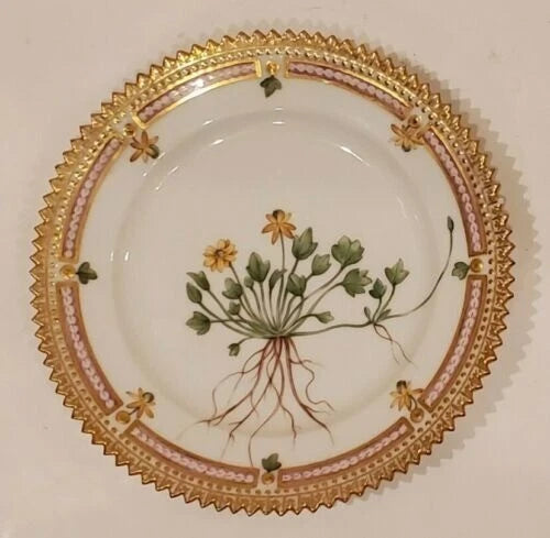 ROYAL COPENHAGEN Flora Danica Serrated Antique Plate 5.5 Ranunculus Cymbalaria Ranunculus