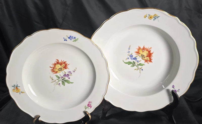Porcelain soup bowl base plates with scalloped gold rim, floral bouquet and flowers