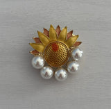 Lovely New Faux Pearl Sunflower Flower Gold-tone Brooch Pin S-93 Sunflower