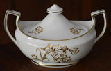 LOVELY VINT ROYAL WORCESTER CARNATION CREAM GOLD FLORAL 2 HANDLED COVERED SUGAR Carnation