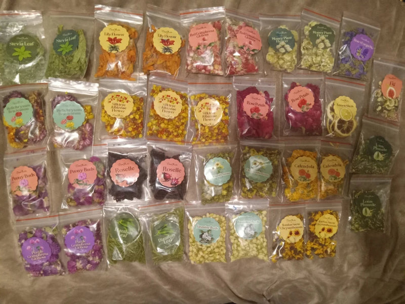 Pack of labeled clear bags with assorted dried flowers in multiple colors