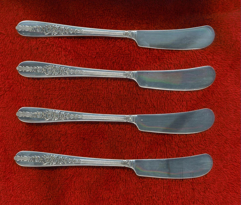 Nobility  Plate ROYAL ROSE 4 Individual Butter Spreaders 6&1/2" Nice FREE Ship! Roses