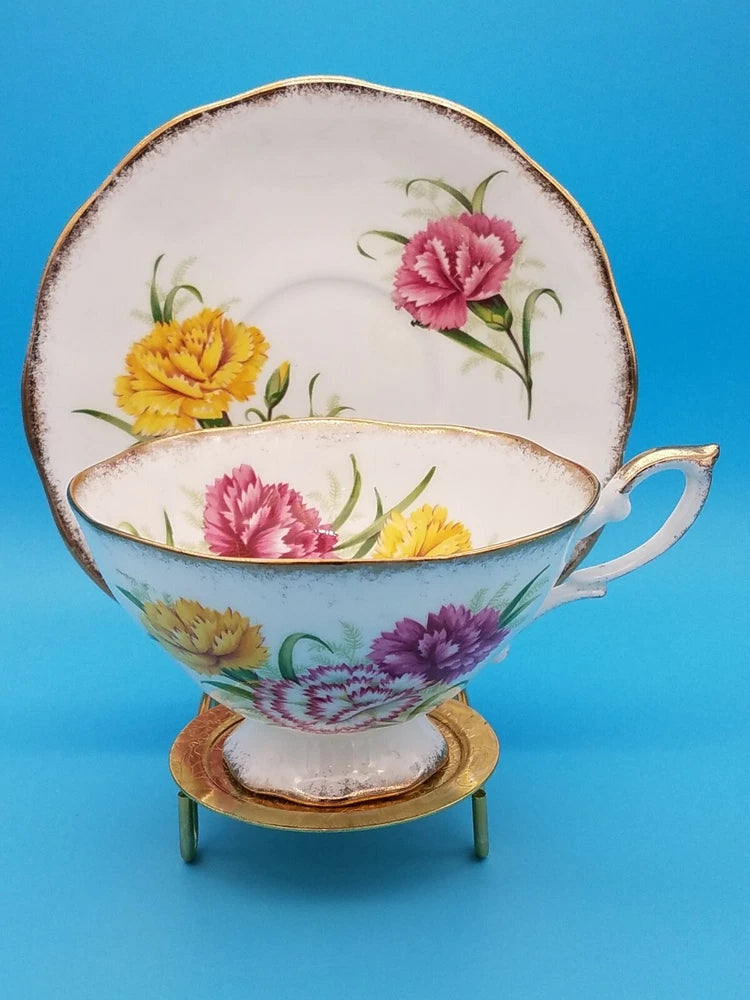 Royal Standard Harmony Carnation Wide Mouth Pedestal Tea Cup Saucer ARTIST SIGN Carnation