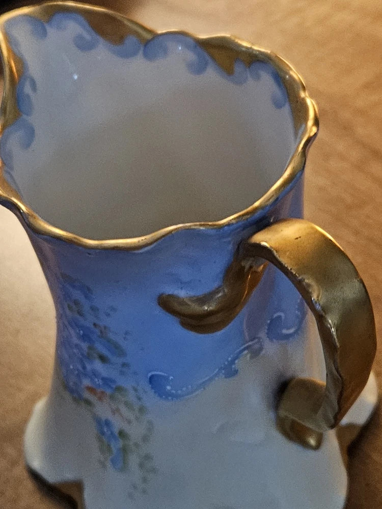 Antique R.C. ÒVersaillesÓ Bavaria Creamer Ð Hand-Painted Hydrangeas Hydrangea