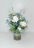WHITE ROSES BLUE FLORAL KITCHEN ARRANGEMENT CERAMIC CROCK VASE CENTERPIECE NEW Ranunculus