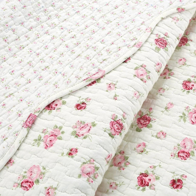 White quilt with pink rose floral print and stitched patchwork, queen size set