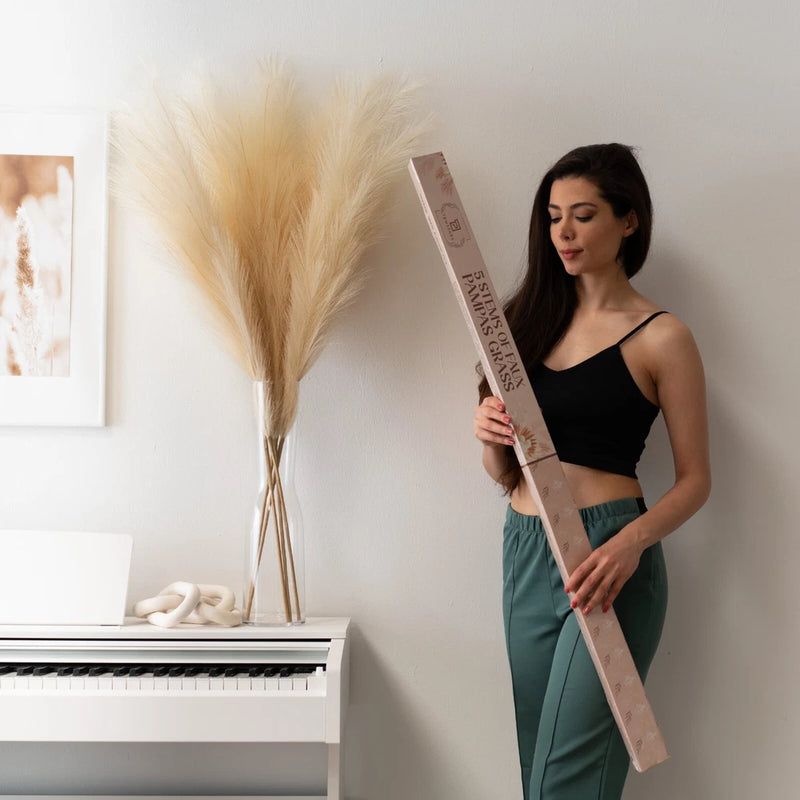 10 Stems of Extra Large Silk Faux Pampas Grass (43Ó/110cm-Beige) Pampas Grass
