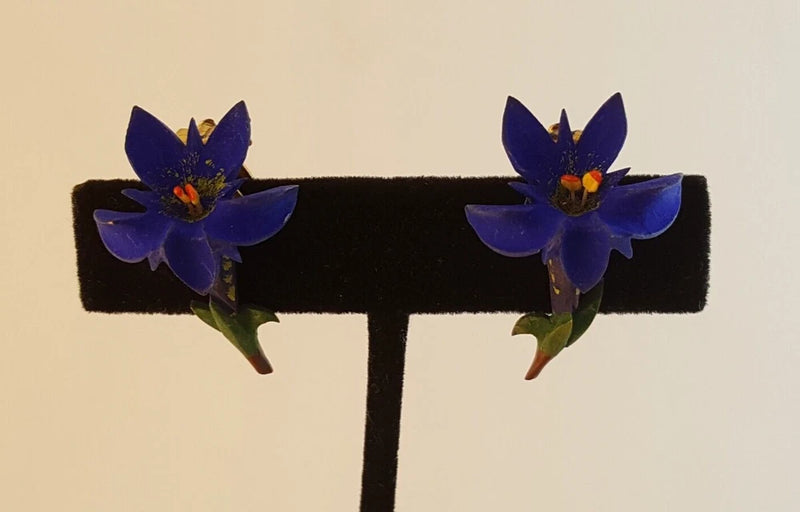 Vintage blue lily flower earrings clip on Lily