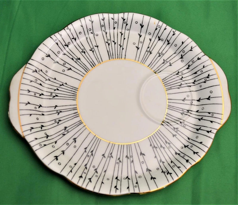 Vintage 50s ROYAL GRAFTON England Black PAMPAS GRASS Breakfast Saucer #6018 Pampas Grass