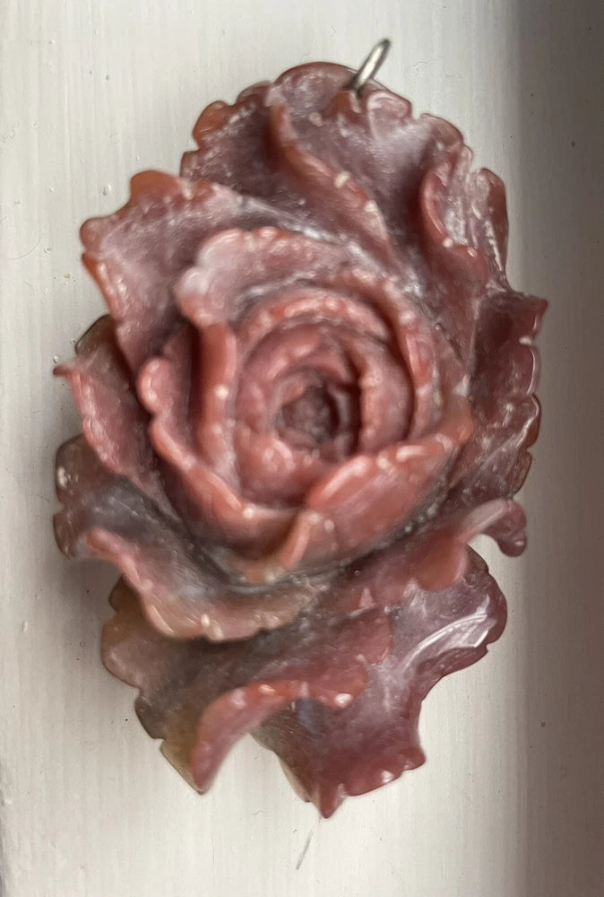 Carved agate peony flower pendant, pink rose design with hanging loop