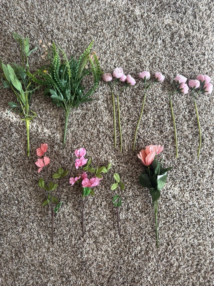 Artificial Roses, Hydrangeas & Mixed Flowers Stems Bundles Plastic Fabric Hydrangea