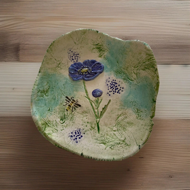 Vtg Studio Art Pottery Irregular Shape Trinket Dish Floral And Bee Textured Ranunculus