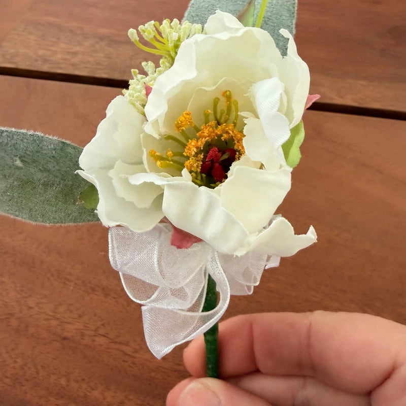 Lot of 40 groomsman wedding boutonniere prom dance silk flower white ranunculus Ranunculus